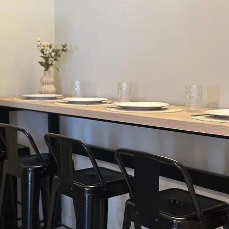 Апартаменты Leikonstreet Family Каламата